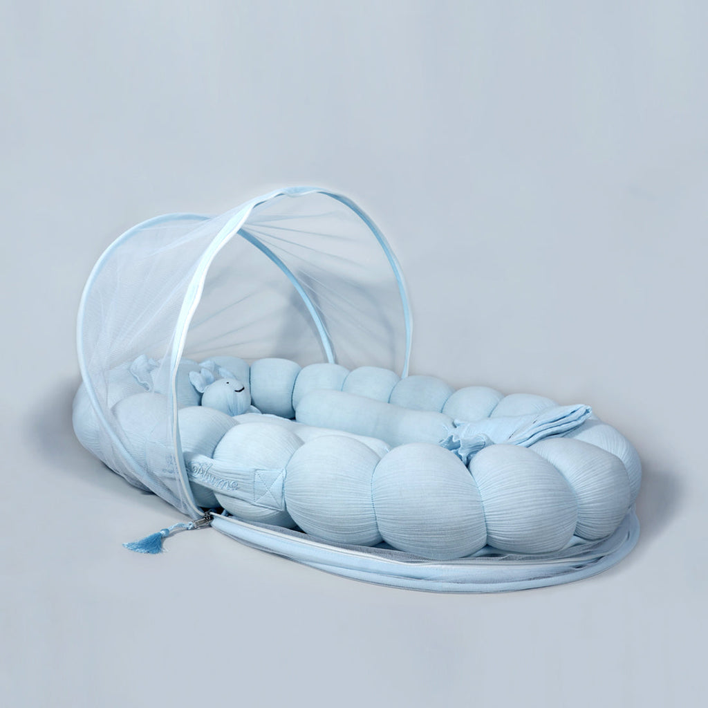 La Plume Baby Cloud Nest – Cozy, Organic & Travel-Friendly