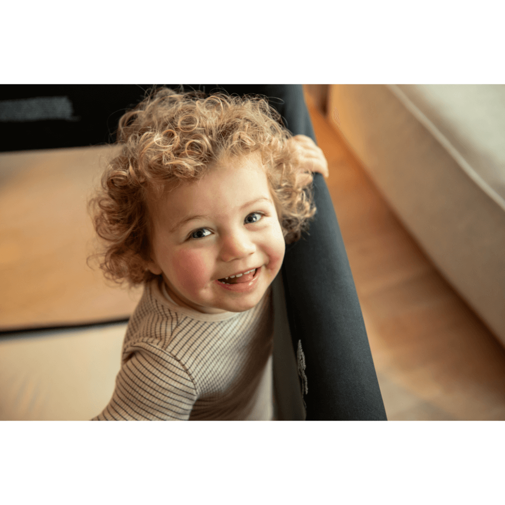 Nuna PAAL Playard & Travel Crib-Functions As A Bassinet-With Padded Edges For Extra Safety-With Removable Mattress & Two Adjustable Mattress Height-Compact Fold & Includes Travel Bag