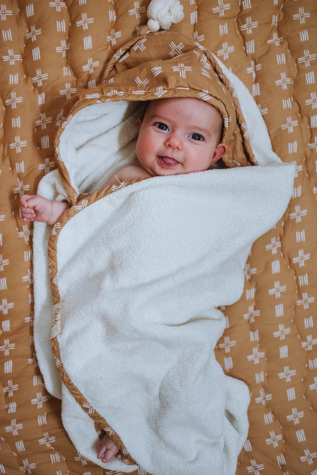 Crane Baby Hooded Towel - Ezra Copper Dash