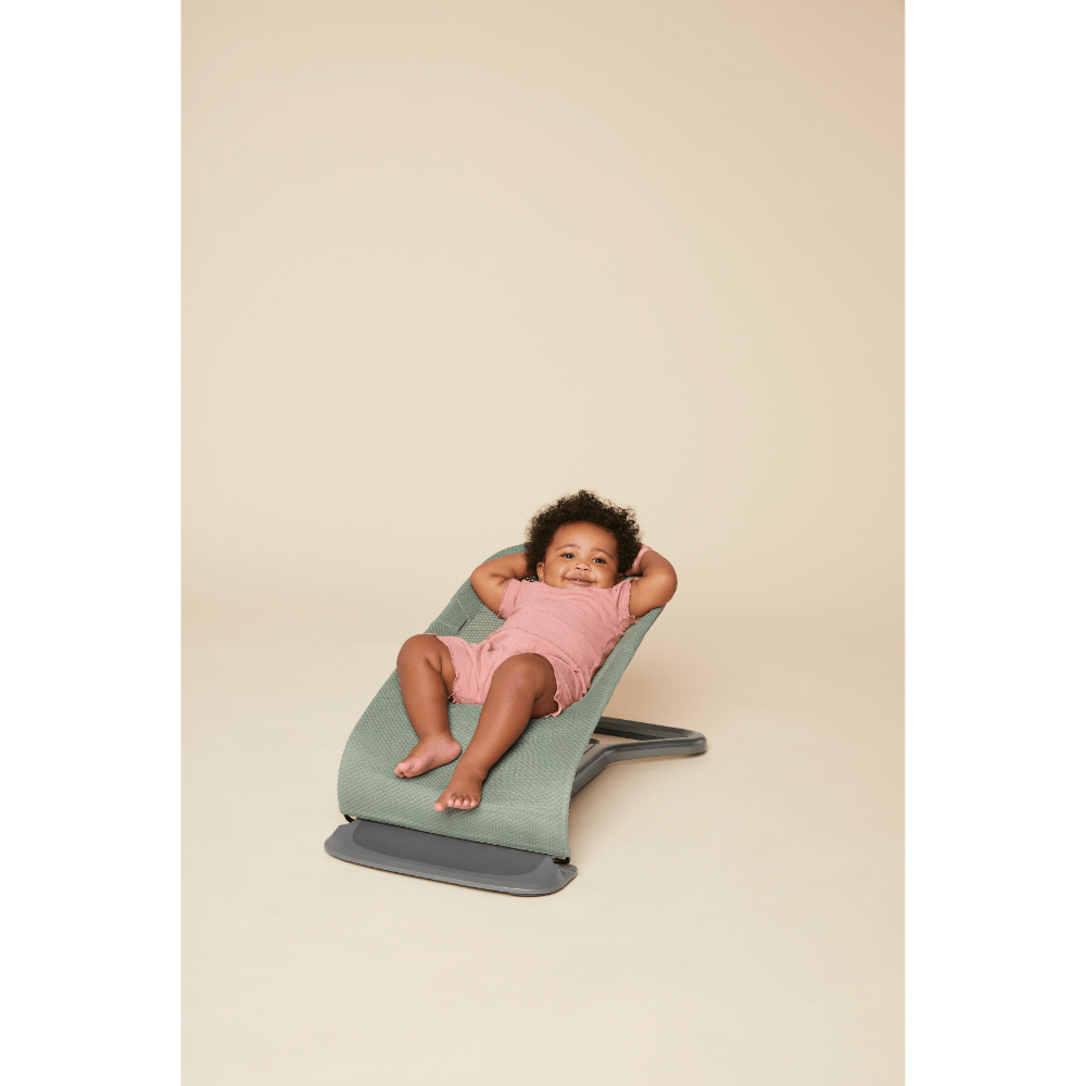 Ergobaby Evolve 3-in-1 Bouncer, Adjustable Multi-Position Baby Bouncer Seat with Newborn Insert, Head to Hip Support, Ergonomic & Lightweight Rocking Chair, Folds Flat for Easy Storage, 2-13 Kgs, Birth - 2 Years with Extra Seat Cover