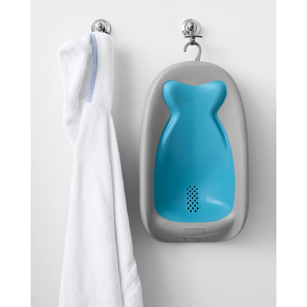 Moby Recline & Rinse Bather