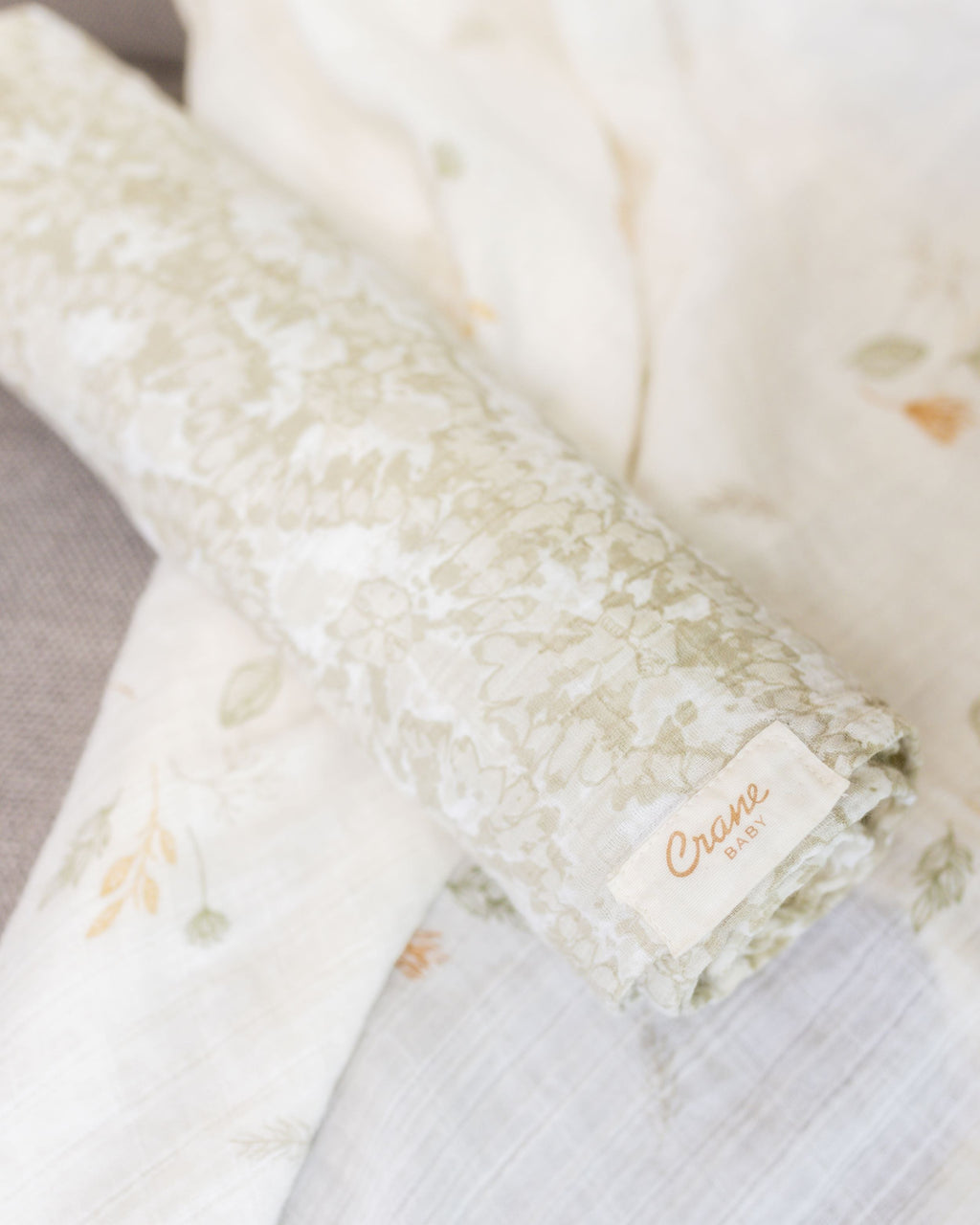 Crane Baby Muslin Swaddle Set of 2 - Willow Dainty Leaf