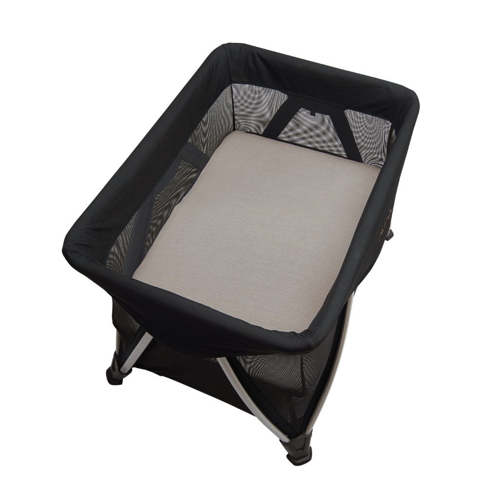Nuna SENA Aire Travel Cot & Playard-With Triple-Layered Mesh Mattress-360 Degree Airflow-One Hand Fold-Light Weight & Portable-Includes Travel Bag-0 to 3Y - Riveted