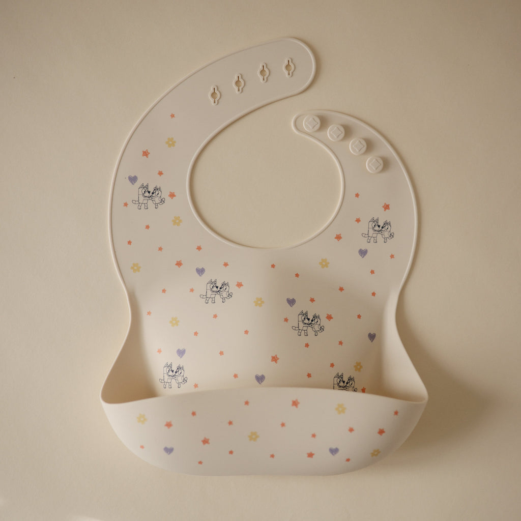 Bluey x Mushie Silicone Baby Bib